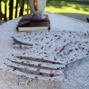 Red rose floral pattern face masks